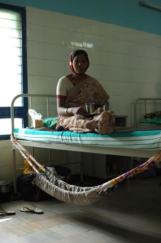Mothers – Maternity Centre, Fundación Vicente Ferrer, Anantapur(#1501)