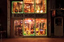 Rudy's Music Stop(#2416), Fri 13 August 2010